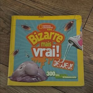 National Geographic Kids Bizarre mais vrai! Dégoûtant Book - Yellow and Blue